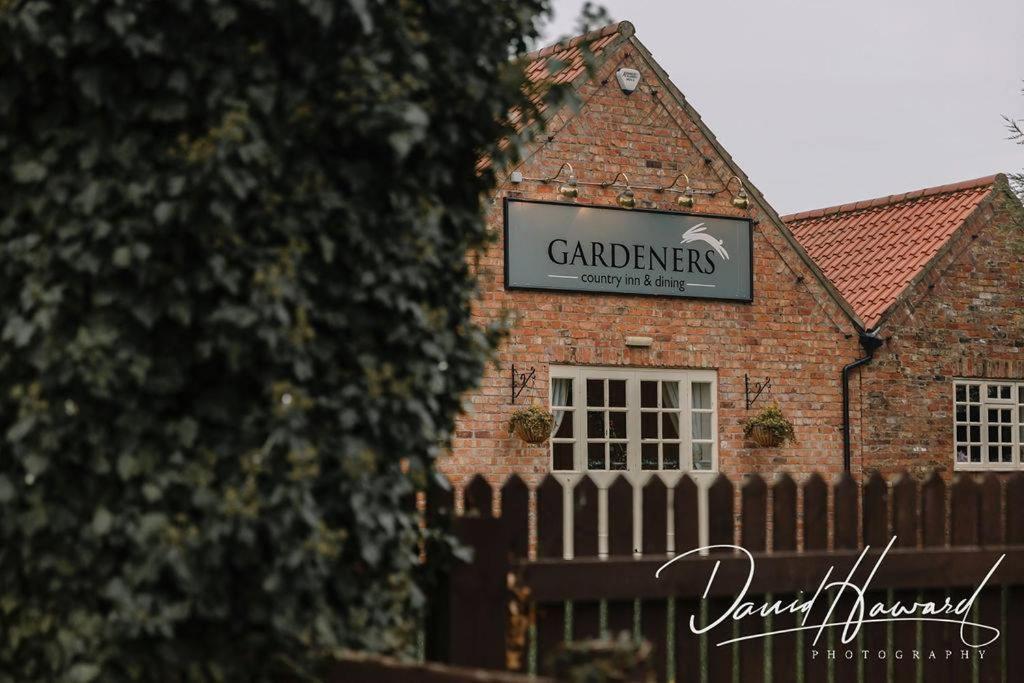 The Gardeners Country Inn Кингстон-апон-Халл Экстерьер фото