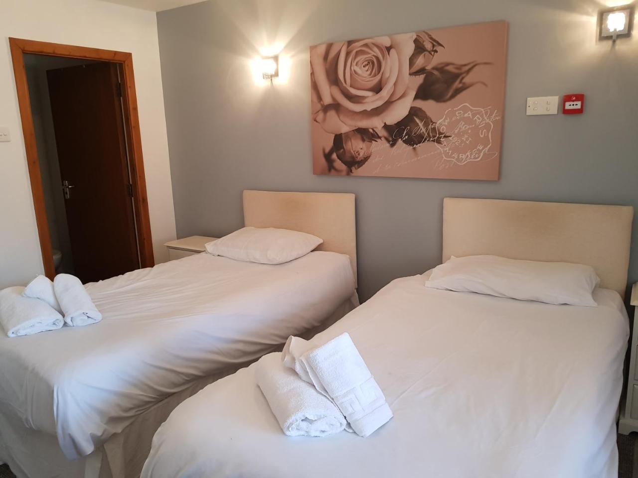 The Gardeners Country Inn Кингстон-апон-Халл Экстерьер фото